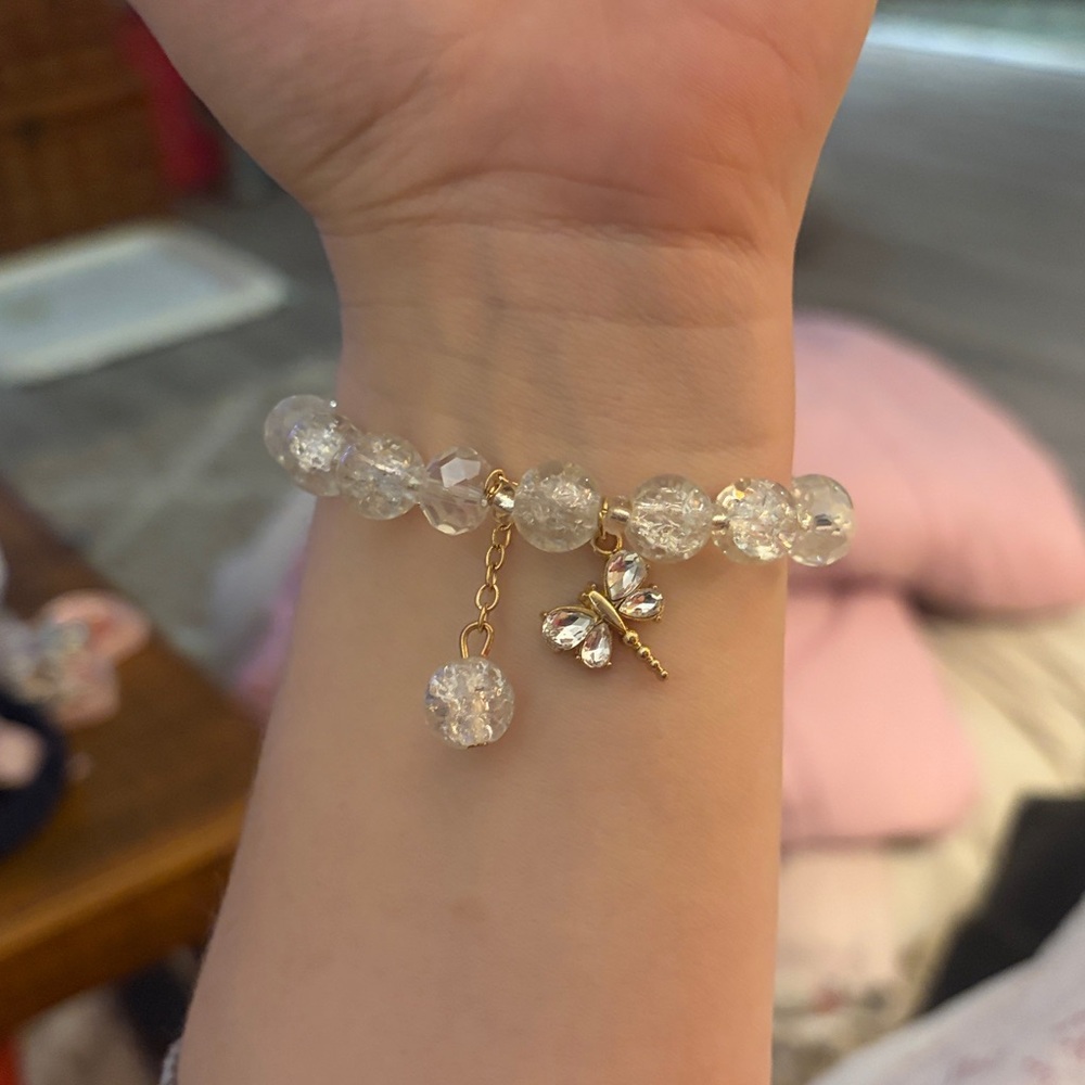 Clear 10 mm Glass Beaded Bracelet with Dragonfly Charms New - Picture 2 of 6